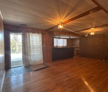 For Lease - 28 Landfair Crescent, Toronto, Ontario - Photo 4