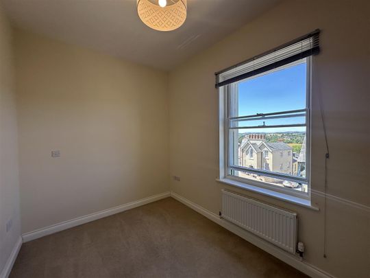 Swan House, Ross-on-Wye - Photo 1