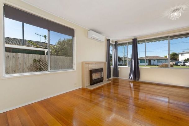 14 Carinya Avenue, Newcomb - Photo 1