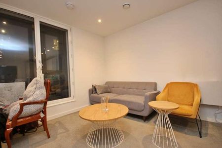 No Old Trafford, M17 - Photo 2