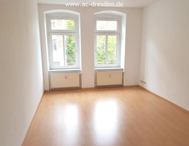 Großzügige 2-Raum-Wohnung in saniertem Gründerzeithaus im Stadtteil Schlosschemnitz - Photo 1