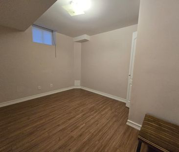 For Lease - 72 Starhill Crescent, Brampton, Ontario - Photo 5