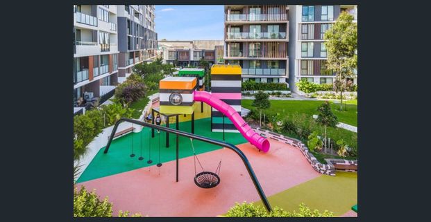 Modern 2 Bedroom Apartment for Lease – Coastal Living in Kogarah - Photo 1