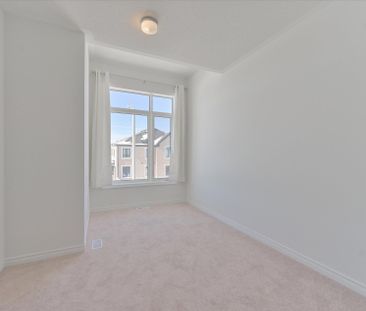 For Lease - 74 Tipp Drive, Richmond Hill, Ontario - Photo 6