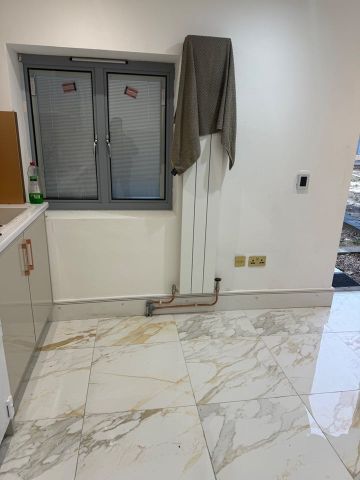 1 Bed Flat, Ilford, IG1 - Photo 4