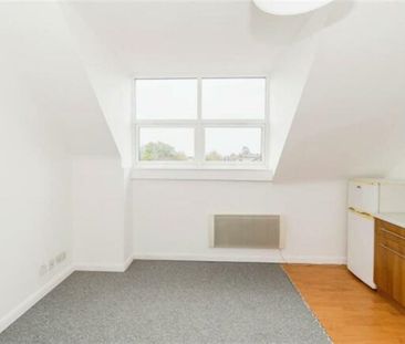 Darwin Road, SO15 - Photo 4