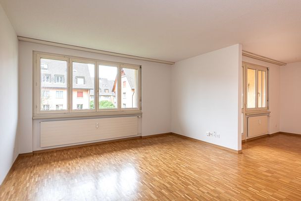 familienfreundlich, grosse Grünflächen - Foto 1