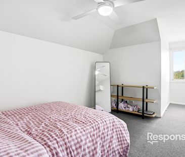 Spacious 3-Bedroom Living with Two Bathrooms! - Photo 4