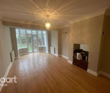 3 bedroom semi-detached house to rent - Photo 2