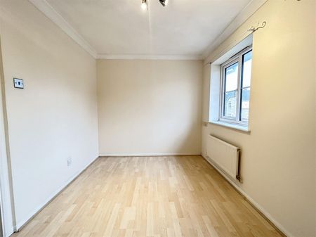 2 Bedroom House To Let - Photo 4