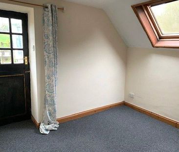 2 bedroom semi-detached house to rent - Photo 2