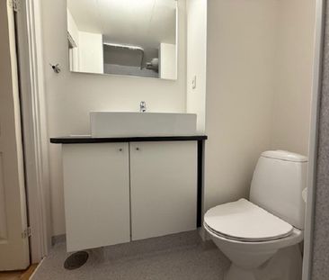 Skøn 3-værelses lejlighed i hjertet af Odense centrum. - Foto 3