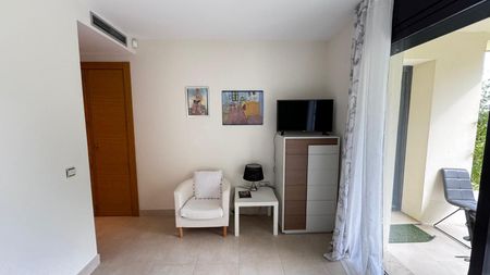 Middle Floor Apartment in Altos de los Monteros - Photo 3