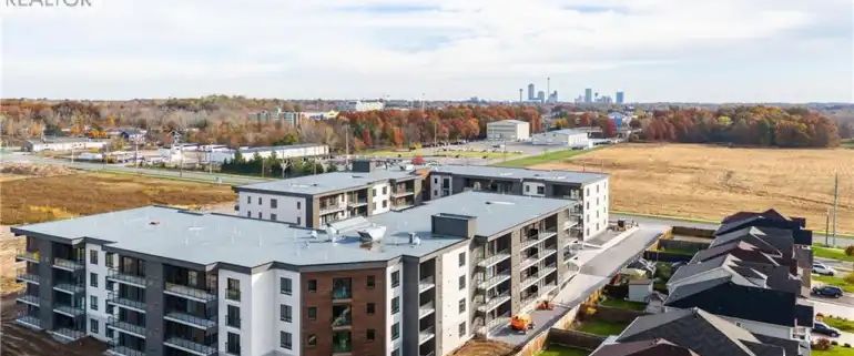 7549B KALAR Road Unit# 405 | 7549B KALAR Road Unit# 405, Niagara Falls - Photo 1