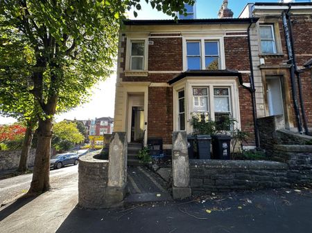 BPC01602, Hartington Park, Redland, BS6 - Photo 5