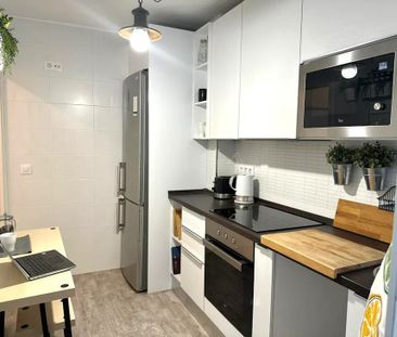 Calle de Isidro Fernández, Madrid, Community of Madrid 28034 - Photo 6