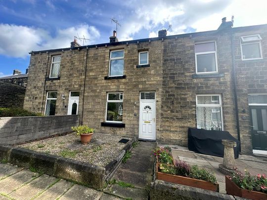 2 bedroom terraced house to rent - Photo 1