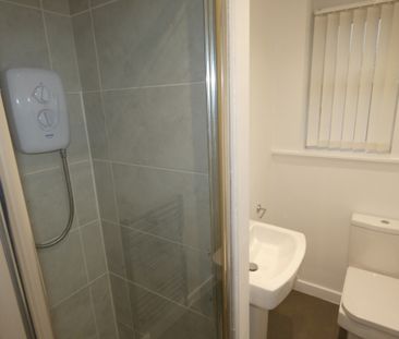 Bute Avenue Flat 3 - Photo 1