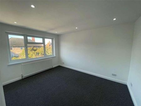 Marvels Lane, London, SE12 - Photo 5