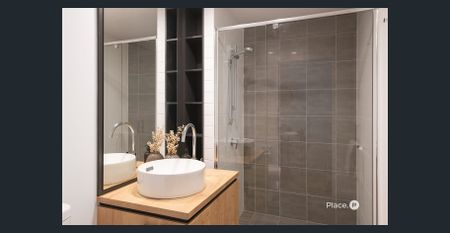 Top-Floor Apartment in the Heart of West End - Unfurnished - Photo 5