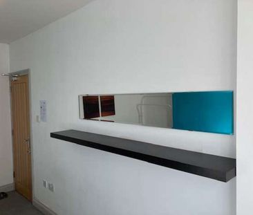 Princes Street Room 6 - Photo 5