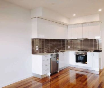 241 Duke Street, Sunshine North VIC 3020 - Photo 3
