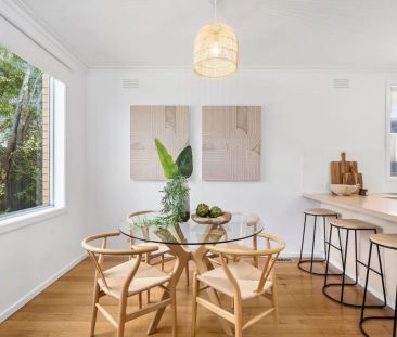 Gorgeous 3 Bedroom Home with Separate Home Office - Photo 6