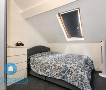 2 bed Flat for Rent - Photo 3