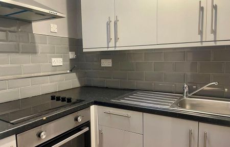 1 bedroom flat to rent - Photo 4