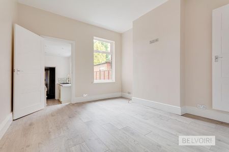 2 bedroom terraced house to rent - Photo 4