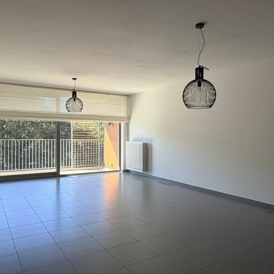 Appartement te huur - Photo 1