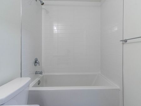 For Lease - 155 Canon Jackson Drive Unit# Q-101, Toronto, Ontario - Photo 4