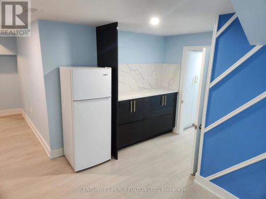 1056 SUDDARD AVENUE - Photo 1