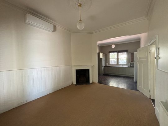 Enchanting Geelong West Cottage - Photo 1