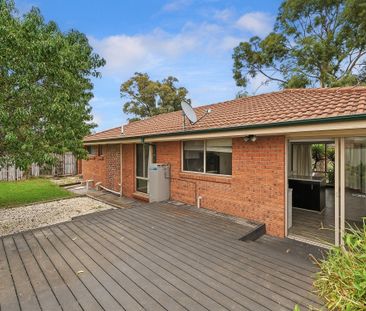 2 Marisa Place, Pakenham VIC 3810 - House For Rent | Domain - Photo 5