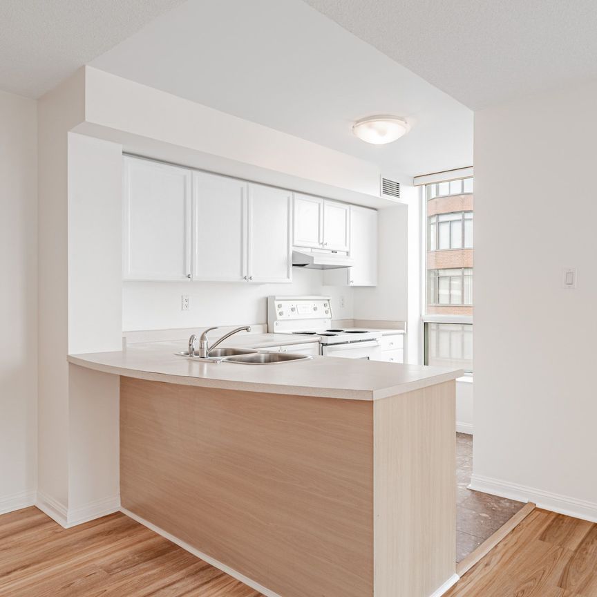 For Lease - 109 Front Street Unit# 806, Toronto, Ontario - Photo 1