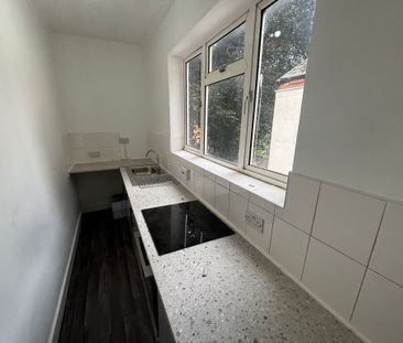 Foleshill Road, Foleshill - Photo 5