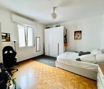 Luminosa stanza singola Via del Parco - Photo 3