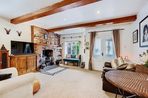 4 bedroom cottage to rent - Photo 1