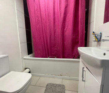 5 bedroom house of multiple occupation to rent - Photo 4