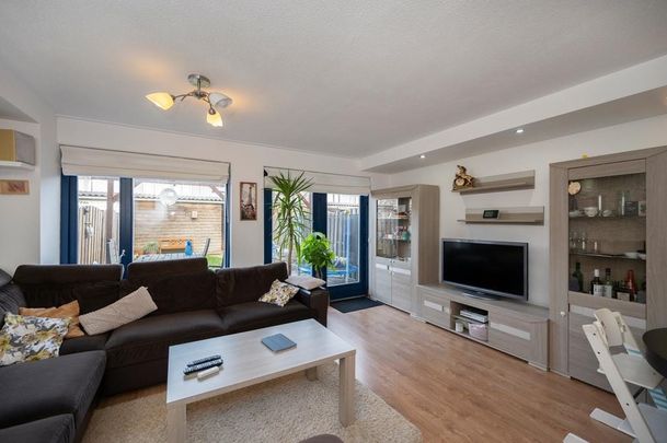 Huis te huur: Adriaan van Ostadestraat 13 1318 LJ Almere - Foto 1