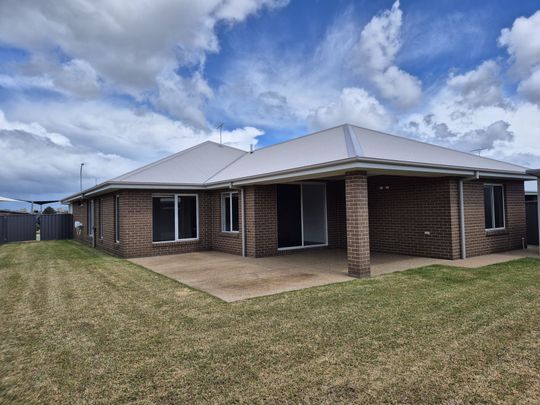 12 Shellbrook Avenue - Photo 1