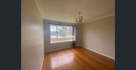 Within walking distance to Ginifer Train Station! - Photo 5