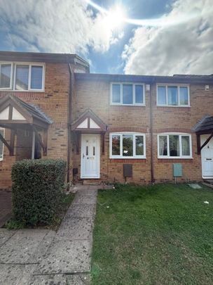 2 bedroom terraced house to rent - Photo 1