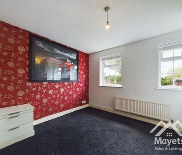 4 bedroom detached house to rent - Photo 4