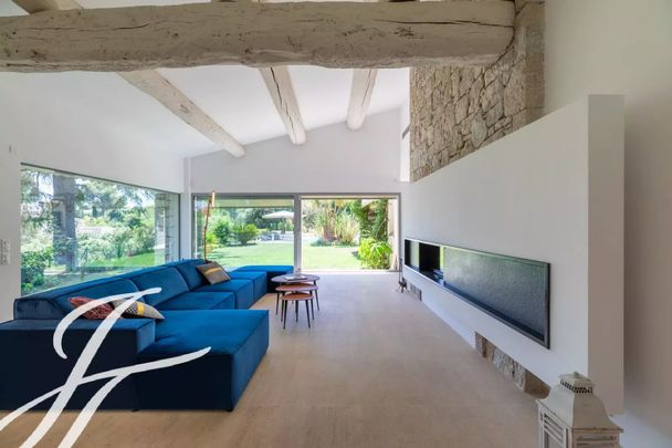 Maison à louer Valbonne, Cote d'Azur, France10 000 EUR / Mois - Photo 1