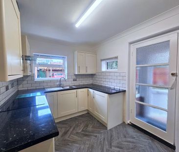 2 bedroom ground floor flat to rent - Photo 6