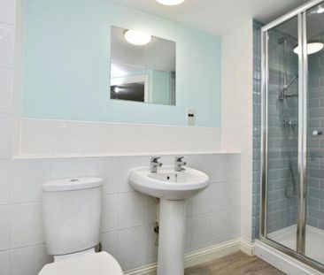Ocean present a spacious two double bedroom ground floor flat in th... - Photo 5