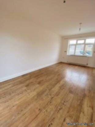 3 bedroom property to rent in St Neots - Photo 5