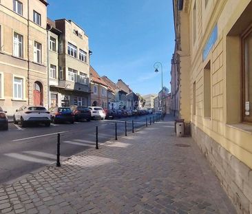 Spatiu Cu 2 camere, Cu Utilizare Rezidentiala Sau Comerciala - Fotografie 1